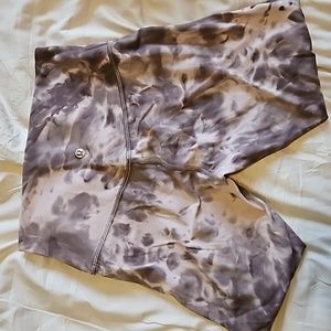 Lululemon Align hi-rise 23 inch